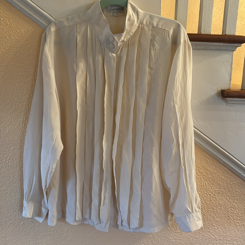 Silk vintage ivory blouse